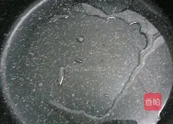 Illustration of how to make ham, corn and egg fried rice 4