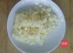 Illustration of how to make braised cabbage cake 4