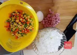 Colorful Fried Rice Recipe Illustration 3