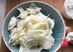 Illustration of how to make salty noodles 2