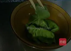 Illustration of how to make nutritious spinach dumplings 4