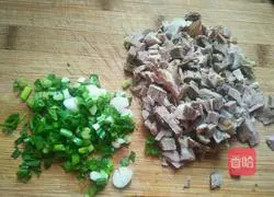 Fragrant beef and egg fried rice Illustration of how to do it 2