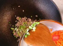 Illustration of homemade spicy cabbage fried rice 3