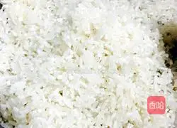 Illustration of how to make braised rice with taro and chicken 8