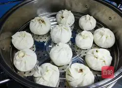 Illustration of how to make white radish meat buns 5