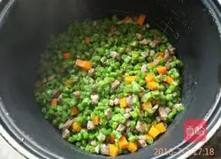 Illustration of Bean Braised Rice 4