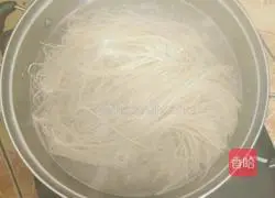 Illustration of how to make fried noodles 2