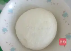 Illustration of how to make fungus and celery buns 2