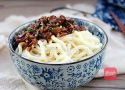 Illustration of how to make noodles with mushroom meat sauce 12
