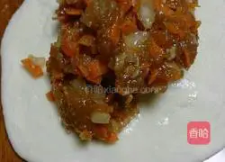 Illustration of how to make carrot and pork buns 2