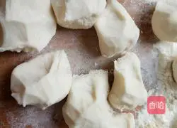 Illustration of how to make breakfast meat buns 3