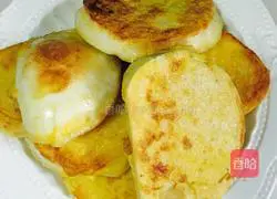 Egg Illustration of how to make fried steamed buns 4