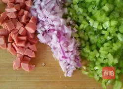 Illustration of how to make celery and multi-grain fried rice 1 