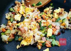 Illustration of Spicy Egg Fried Rice 7