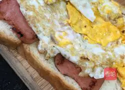 Illustration of how to make a sandwich 5