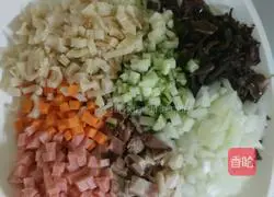 Illustration of how to make Baiwei fried rice 1