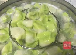 Baicai Dumpling Recipe Illustration 7