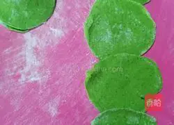 Illustration of how to make rose dumplings 4