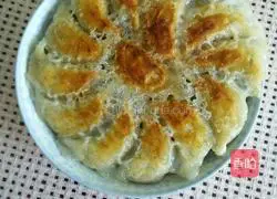 Illustration of how to make ice flower dumplings 10