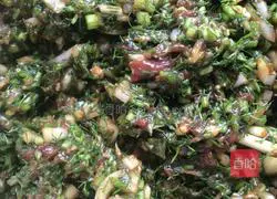 Illustration of how to make dumplings with fennel 4