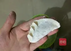 Illustration of how to make onion and meat dumplings 7