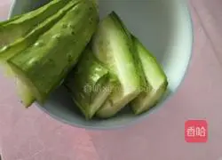 Illustration of how to make a sandwich 3