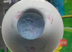 Illustration of how to make purple cabbage sweet steamed buns 9