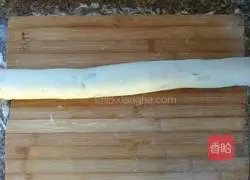 Illustration of how to make cocoa two-color steamed buns 17