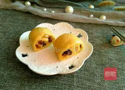 Illustration of how to cut honey bean steamed buns 11