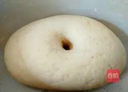 Illustration of how to make mung bean buns 9