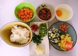 Pineapple and Egg Fried Rice Recipe Illustration 1