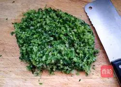 Illustration of how to make celery stuffed dumplings 4