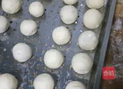 Illustration of how to make Thousand Layer Bean Paste Steamed Buns 8