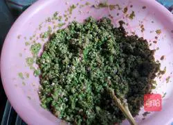 Illustration of how to make Bean and Pork Buns 7