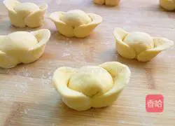 Illustration of how to make Jin Yuanbao steamed buns 15