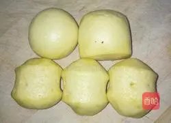 Illustration of how to make corn buns 9