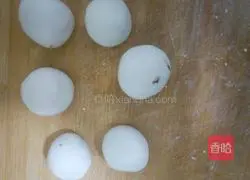 Illustration of how to make glutinous rice balls stuffed with bean paste 6