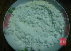 Illustration of how to make Wangzai steamed buns 1