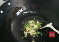 Illustration of how to make shrimp fried rice 4