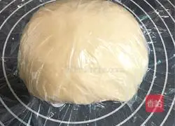 Illustration of how to make fresh meat buns 3