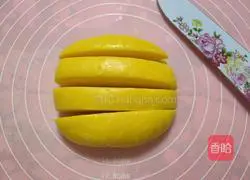 Illustration of how to make Wangzai steamed buns 7