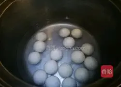 Illustration of how to make rice dumplings with black sesame rice balls 5