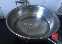 Illustration of making clam noodles made of dumpling skins 15