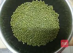 Illustration of how to make mung bean glutinous rice balls 1