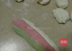 Illustration of how to make mushroom and pork buns 10