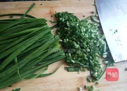 How to make leek and pork dumpling fillings Illustration 4