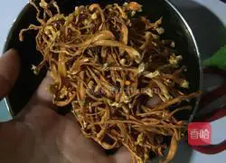 Illustration of how to make noodles 2