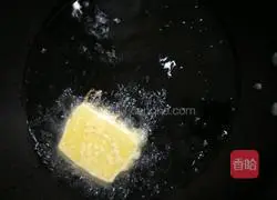 Illustration of how to make golden steamed buns 4