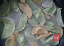 Illustration of how to make leek and egg dumplings 7