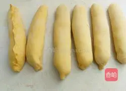 Illustration of how to make banana steamed buns (simulation version) 11